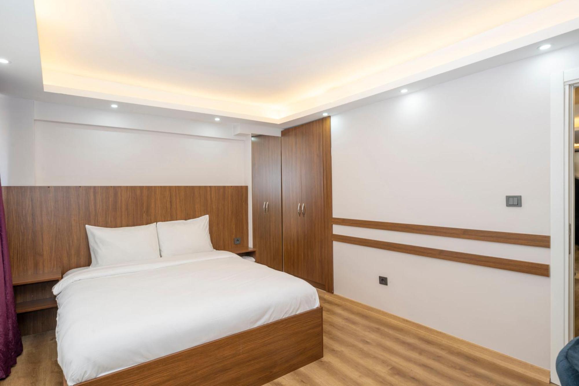Hatem's House In Taksim Apartment